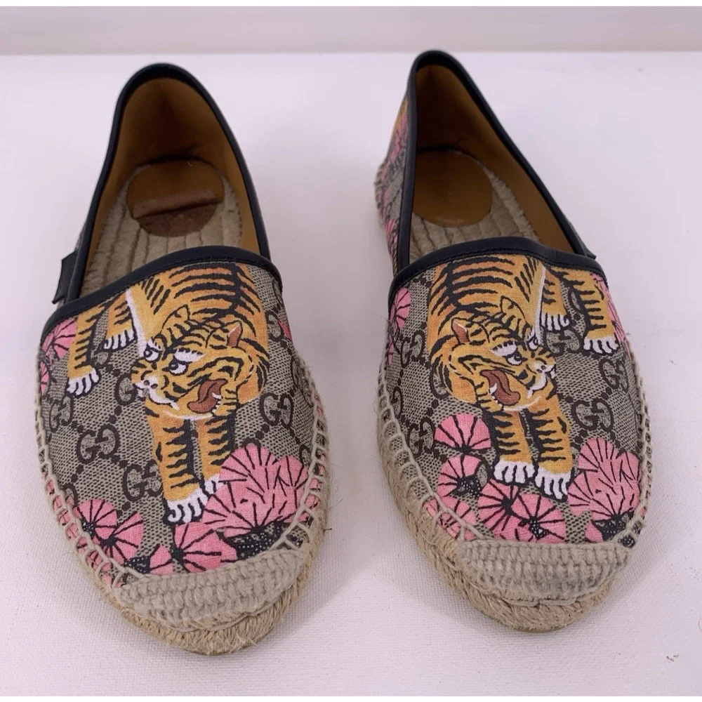 Gucci Bengal Tiger Floral Supreme Monogram Canvas Round Toe Espadrilles 38.5